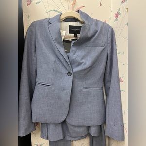 Banana republic full suit with ankle pant and skirt